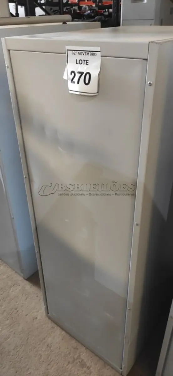 LOTE 270 - 01 ARQUIVO DE AÇO COM 04 GAVETAS. (NO ESTADO) ATENÇÃO! FAZER A VISITAÇÃO ANTES DE ARREMATAR, NÃO SABEMOS SE FUNCIONA, LEILÃO NÃO TEM GARANTIA E NEM DEVOLUÇÃO, SUJEITO A POSSÍVEIS AVARIAS VISÍVEIS/OCULTAS E/OU AUSÊNCIA DE COMPONENTES.