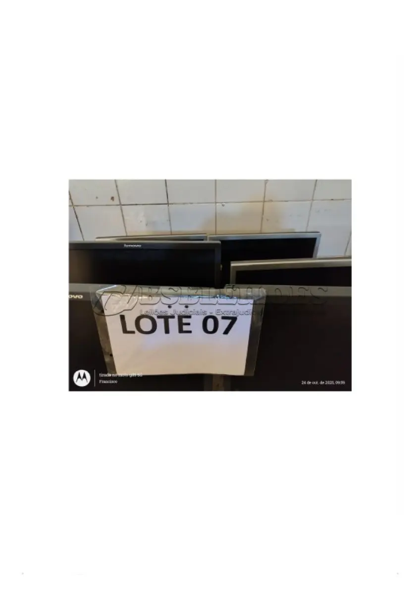 LOTE 007 - 07 MONITORES, DE VIDEO POLICROMATICO, LCD – MARCAS ITAUTEC E LENOVO; (NO ESTADO DE CONSERVAÇÃO QUE SE ENCONTRAM)