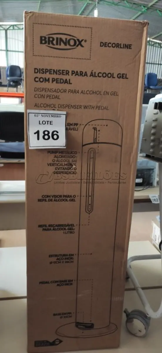 LOTE 186 - 02 LIXEIRAS INOX SEM TAMPA E 01 DISPENSE DE ÁLCOOL EM GEL COM PEDAL. (NO ESTADO) ATENÇÃO! FAZER A VISITAÇÃO ANTES DE ARREMATAR, NÃO SABEMOS SE FUNCIONA, LEILÃO NÃO TEM GARANTIA E NEM DEVOLUÇÃO, SUJEITO A POSSÍVEIS AVARIAS VISÍVEIS/OCULTAS E/OU AUSÊNCIA DE COMPONENTES.