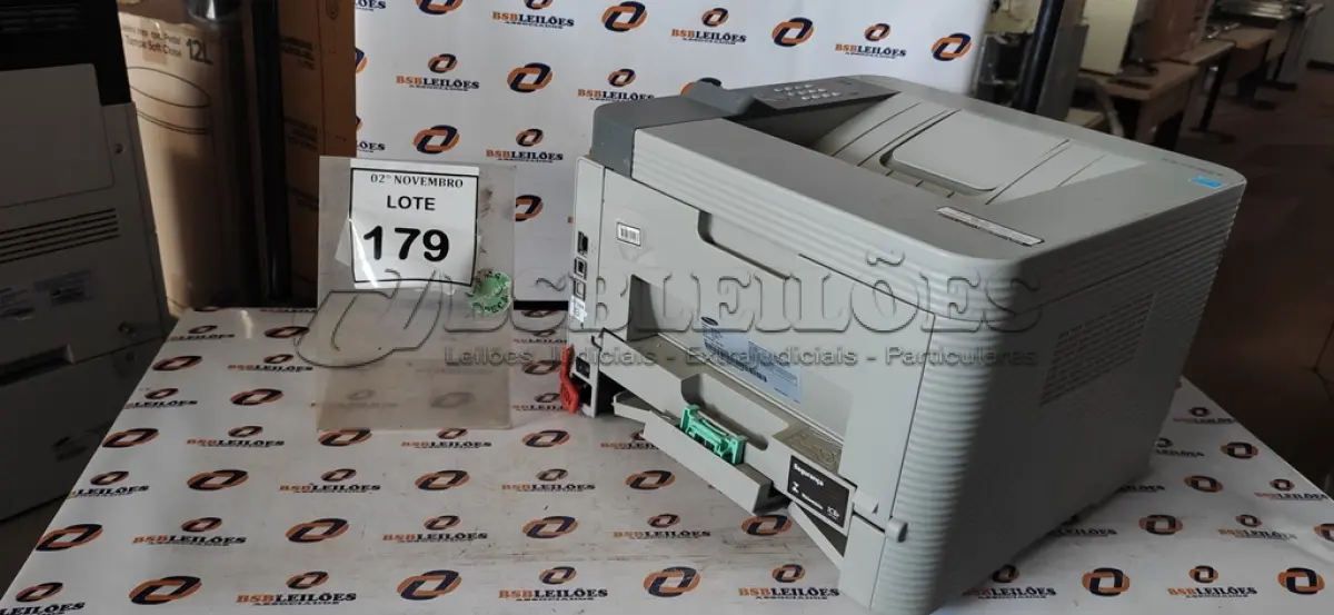 LOTE 179 - 01 IMPRESSORA MODELO ML-3750ND MARCA SAMSUNG. (NO ESTADO) ATENÇÃO! FAZER A VISITAÇÃO ANTES DE ARREMATAR, NÃO SABEMOS SE FUNCIONA, LEILÃO NÃO TEM GARANTIA E NEM DEVOLUÇÃO, SUJEITO A POSSÍVEIS AVARIAS VISÍVEIS/OCULTAS E/OU AUSÊNCIA DE COMPONENTES.