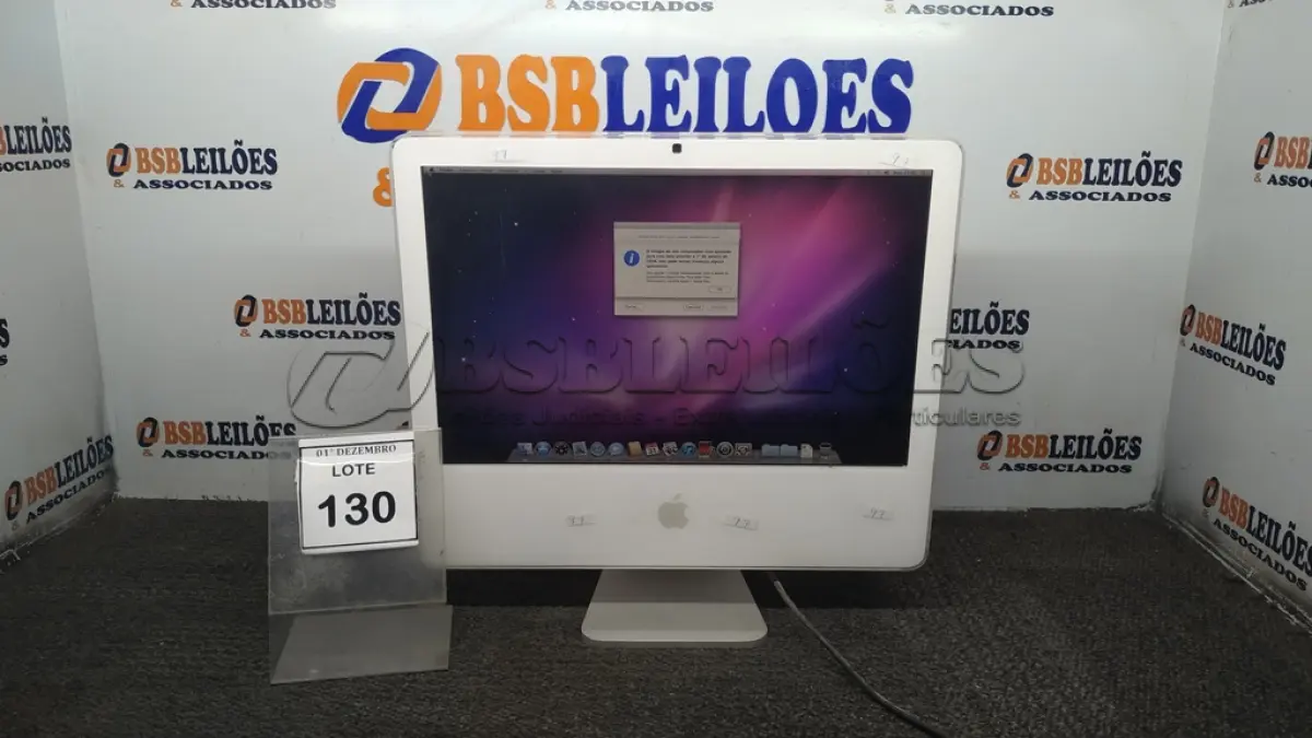 LOTE 130 - 01 IMAC APPLE. (NO ESTADO) ATENÇÃO! FAZER A VISITAÇÃO ANTES DE ARREMATAR, NÃO SABEMOS SE FUNCIONA, LEILÃO NÃO TEM GARANTIA E NEM DEVOLUÇÃO, SUJEITO A POSSÍVEIS AVARIAS VISÍVEIS/OCULTAS E/OU AUSÊNCIA DE COMPONENTES.