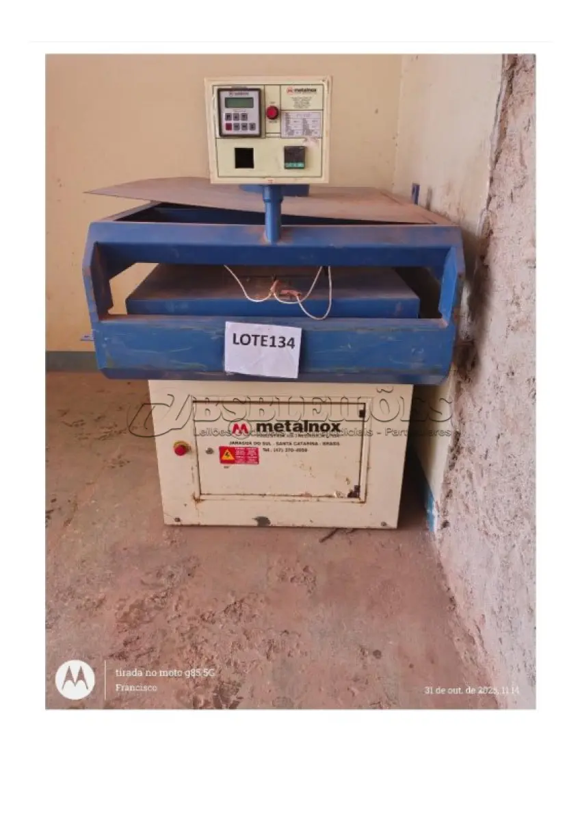 LOTE 134 - 01 MESA TÉRMICA TIPO PTS 8000 - MARCA METALNOX. (NO ESTADO DE CONSERVAÇÃO QUE SE ENCONTRA)