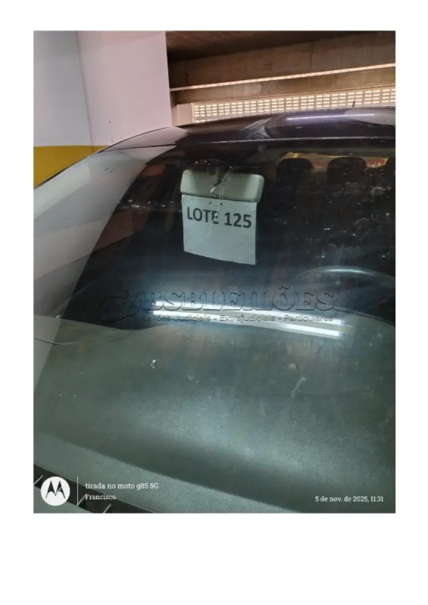 LOTE 125 - 01 VEÍCULO AUTOMOTIVO MODELO LÍNEA HLX 1.9 16V FLEX, ESPECIAL II, SEDAN COR PRETA, ANO/ 2010, 16V CAPACIDADE PARA 5 PESSOAS- FIAT-LINEA PLACA JJU- 8671 – RENAVAM 00226861562 – CHASSI Nº 9BD110586A1529552. (NO ESTADO DE CONSERVAÇÃO QUE SE ENCONTRA)