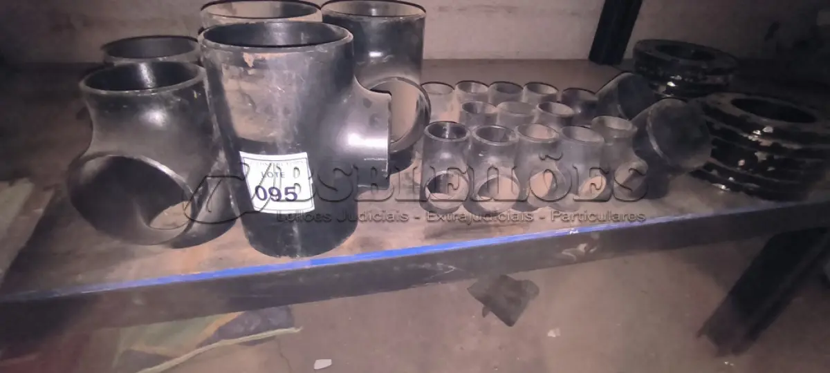 LOTE 095 - 01 LOTE COM TE DE 3”DE AÇO CARBONO. (NO ESTADO) ATENÇÃO! FAZER A VISITAÇÃO ANTES DE ARREMATAR, NÃO SABEMOS SE FUNCIONA, LEILÃO NÃO TEM GARANTIA E NEM DEVOLUÇÃO, SUJEITO A POSSÍVEIS AVARIAS VISÍVEIS/OCULTAS E/OU AUSÊNCIA DE COMPONENTES