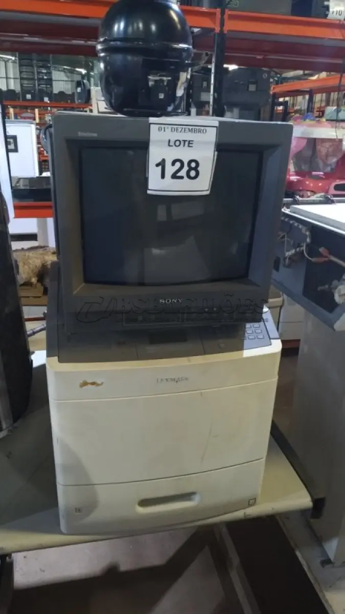 LOTE 128 - 01 MONITOR MODELO TRITON MARCA SONY, 01 IMPRESSORA MARCA HP, 01 IMPRESSORA MARCA LEXMARK E 10 BALANÇAS CORPORAIS. (NO ESTADO) ATENÇÃO! FAZER A VISITAÇÃO ANTES DE ARREMATAR, NÃO SABEMOS SE FUNCIONA, LEILÃO NÃO TEM GARANTIA E NEM DEVOLUÇÃO, SUJEITO A POSSÍVEIS AVARIAS VISÍVEIS/OCULTAS E/OU AUSÊNCIA DE COMPONENTES.