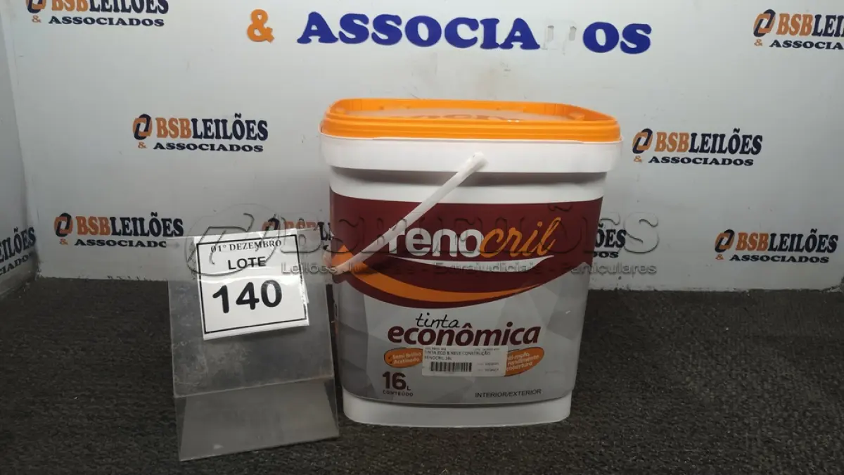 LOTE 140 - 01 LATA DE TINTA ECONÔMICA DE 16L NA COR BRANCO NEVE MARCA RENOCRIL. (NO ESTADO) ATENÇÃO! FAZER A VISITAÇÃO ANTES DE ARREMATAR, NÃO SABEMOS SE FUNCIONA, LEILÃO NÃO TEM GARANTIA E NEM DEVOLUÇÃO, SUJEITO A POSSÍVEIS AVARIAS VISÍVEIS/OCULTAS E/OU AUSÊNCIA DE COMPONENTES.