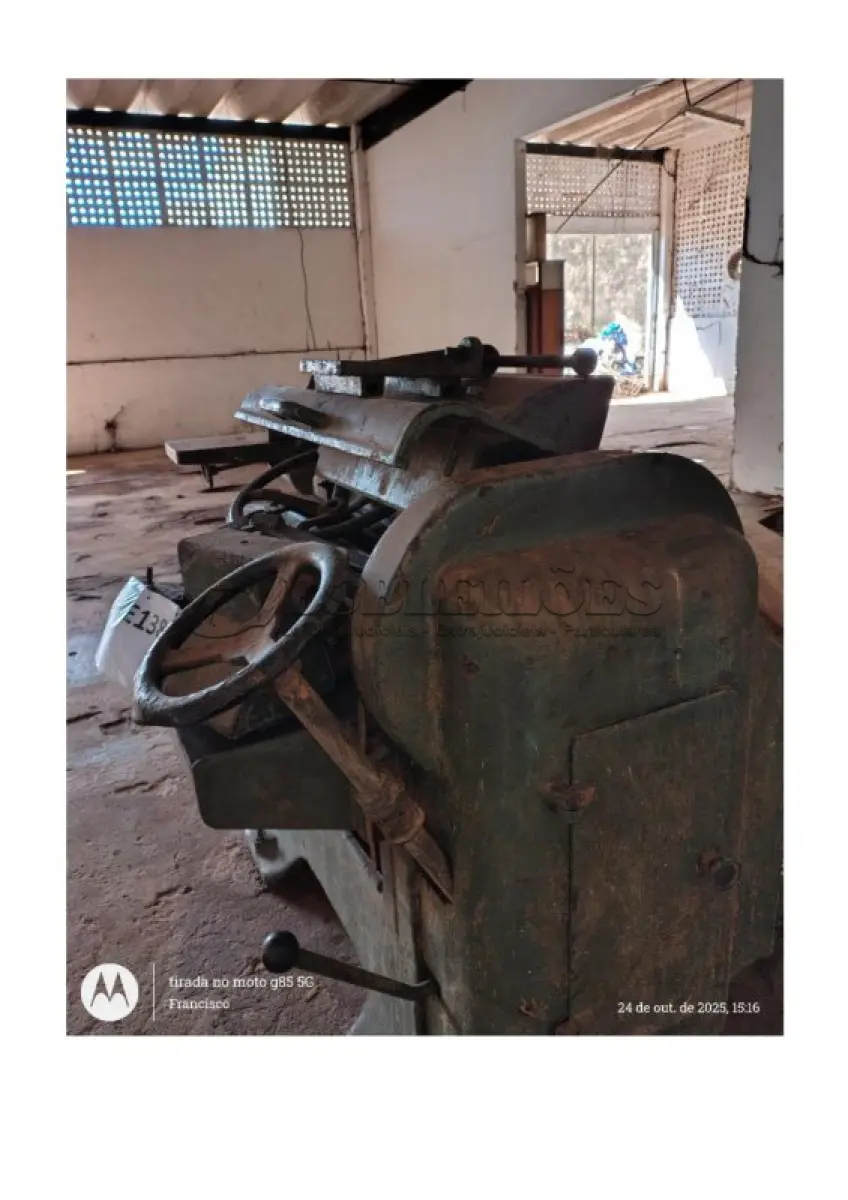LOTE 138 - 01 PLAINA MECÂNICA – DESSENGROSSADEIRA. (NO ESTADO DE CONSERVAÇÃO QUE SE ENCONTRA)