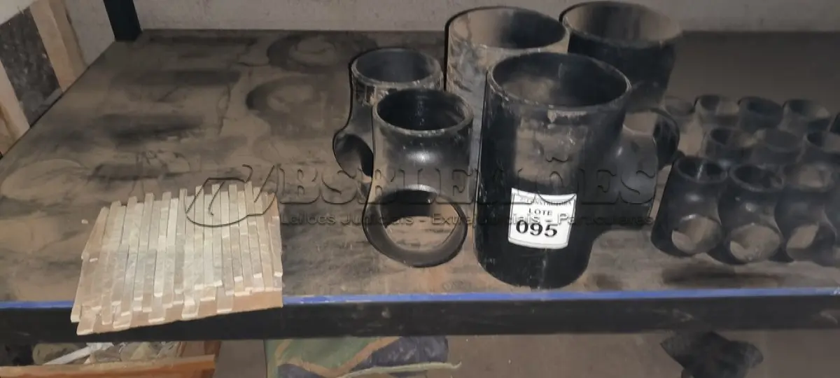 LOTE 095 - 01 LOTE COM TE DE 3”DE AÇO CARBONO. (NO ESTADO) ATENÇÃO! FAZER A VISITAÇÃO ANTES DE ARREMATAR, NÃO SABEMOS SE FUNCIONA, LEILÃO NÃO TEM GARANTIA E NEM DEVOLUÇÃO, SUJEITO A POSSÍVEIS AVARIAS VISÍVEIS/OCULTAS E/OU AUSÊNCIA DE COMPONENTES