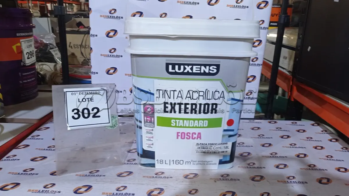LOTE 302 - 01 BALDE DE TINTA ACRÍLICA EXTERIOR STANDARD DE 18L ALPACA FOSCO MARCA LUXENS. (NO ESTADO) ATENÇÃO! FAZER A VISITAÇÃO ANTES DE ARREMATAR, NÃO SABEMOS SE FUNCIONA, LEILÃO NÃO TEM GARANTIA E NEM DEVOLUÇÃO, SUJEITO A POSSÍVEIS AVARIAS VISÍVEIS/OCULTAS E/OU AUSÊNCIA DE COMPONENTES.
