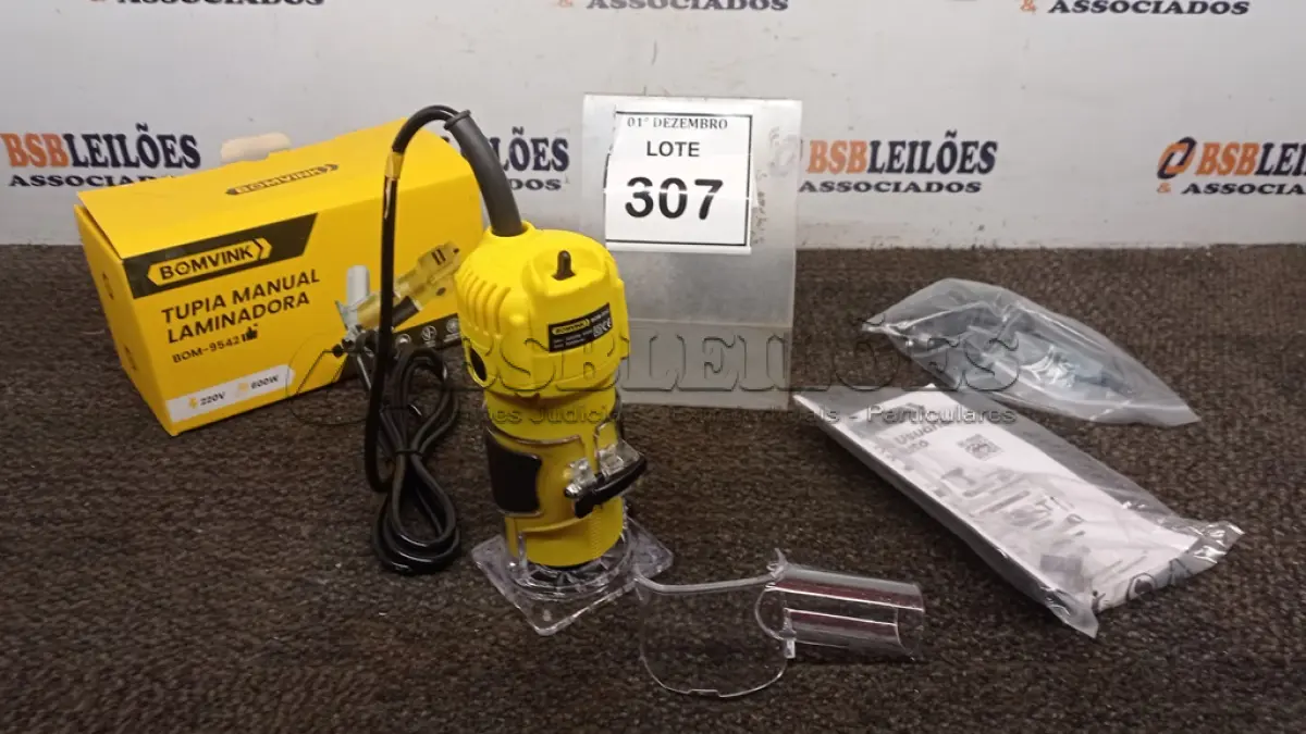 LOTE 307 - 01 TUPIA MANUAL LAMINADORA 220V. (NO ESTADO) ATENÇÃO! FAZER A VISITAÇÃO ANTES DE ARREMATAR, NÃO SABEMOS SE FUNCIONA, LEILÃO NÃO TEM GARANTIA E NEM DEVOLUÇÃO, SUJEITO A POSSÍVEIS AVARIAS VISÍVEIS/OCULTAS E/OU AUSÊNCIA DE COMPONENTES.