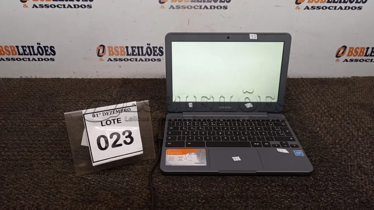 LOTE 023 - 01 NOTEBOOK 16GB TELA 11.6’’. (NO ESTADO) ATENÇÃO! FAZER A VISITAÇÃO ANTES DE ARREMATAR, NÃO SABEMOS SE FUNCIONA, LEILÃO NÃO TEM GARANTIA E NEM DEVOLUÇÃO, SUJEITO A POSSÍVEIS AVARIAS VISÍVEIS/OCULTAS E/OU AUSÊNCIA DE COMPONENTES.