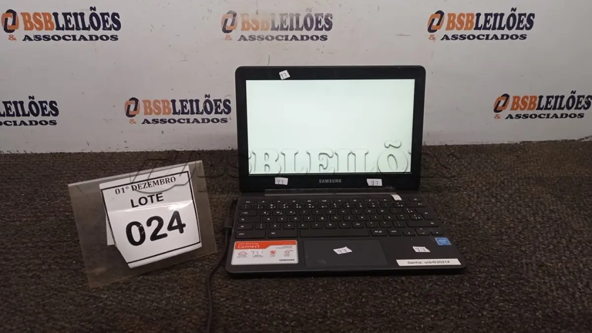 LOTE 024 - 01 NOTEBOOK 16GB TELA 11.6’’ COM FONTE. (NO ESTADO) ATENÇÃO! FAZER A VISITAÇÃO ANTES DE ARREMATAR, NÃO SABEMOS SE FUNCIONA, LEILÃO NÃO TEM GARANTIA E NEM DEVOLUÇÃO, SUJEITO A POSSÍVEIS AVARIAS VISÍVEIS/OCULTAS E/OU AUSÊNCIA DE COMPONENTES.