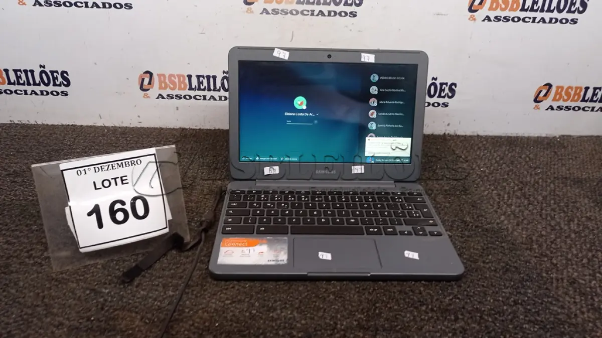 LOTE 160 - 01 NOTEBOOK 16GB TELA 11.6’’. (NO ESTADO) ATENÇÃO! FAZER A VISITAÇÃO ANTES DE ARREMATAR, NÃO SABEMOS SE FUNCIONA, LEILÃO NÃO TEM GARANTIA E NEM DEVOLUÇÃO, SUJEITO A POSSÍVEIS AVARIAS VISÍVEIS/OCULTAS E/OU AUSÊNCIA DE COMPONENTES.