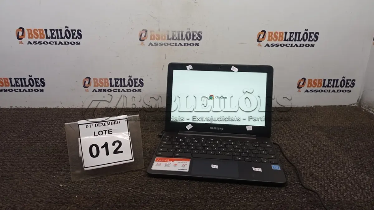 LOTE 012 - 01 NOTEBOOK 16GB TELA 11.6’’. (NO ESTADO) ATENÇÃO! FAZER A VISITAÇÃO ANTES DE ARREMATAR, NÃO SABEMOS SE FUNCIONA, LEILÃO NÃO TEM GARANTIA E NEM DEVOLUÇÃO, SUJEITO A POSSÍVEIS AVARIAS VISÍVEIS/OCULTAS E/OU AUSÊNCIA DE COMPONENTES.