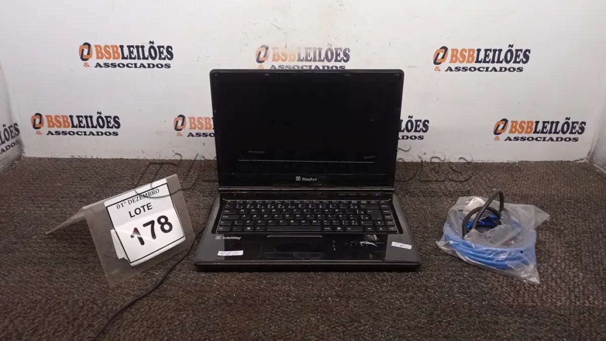 LOTE 178 - 01 NOTEBOOK MARCA ITAUTEC E 01 CABO DE FORÇA. (NO ESTADO) ATENÇÃO! FAZER A VISITAÇÃO ANTES DE ARREMATAR, NÃO SABEMOS SE FUNCIONA, LEILÃO NÃO TEM GARANTIA E NEM DEVOLUÇÃO, SUJEITO A POSSÍVEIS AVARIAS VISÍVEIS/OCULTAS E/OU AUSÊNCIA DE COMPONENTES.