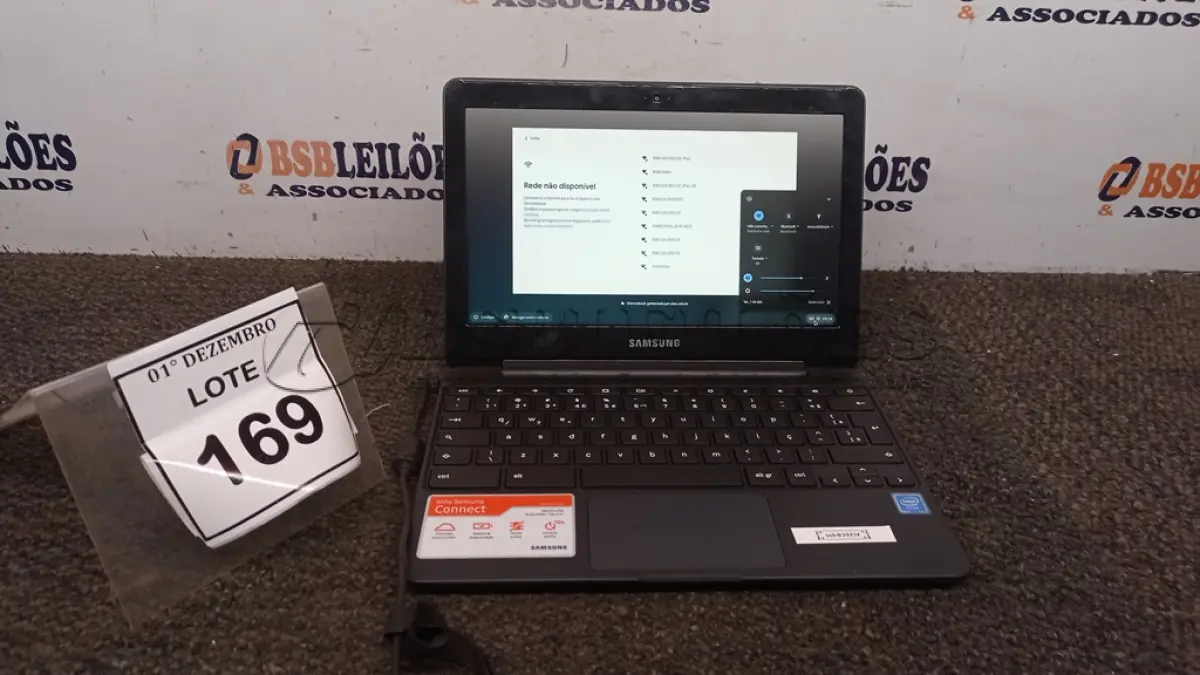 LOTE 169 - 01 NOTEBOOK 16GB TELA 11.6’’. (NO ESTADO) ATENÇÃO! FAZER A VISITAÇÃO ANTES DE ARREMATAR, NÃO SABEMOS SE FUNCIONA, LEILÃO NÃO TEM GARANTIA E NEM DEVOLUÇÃO, SUJEITO A POSSÍVEIS AVARIAS VISÍVEIS/OCULTAS E/OU AUSÊNCIA DE COMPONENTES.