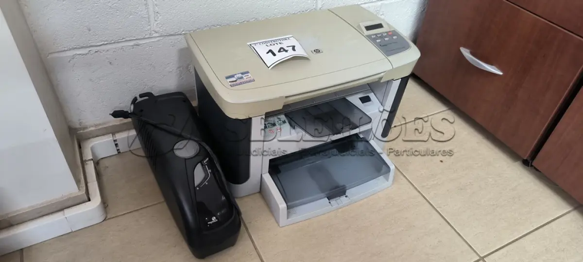 LOTE 147 - 01 IMPRESSORA HP LASERJET M1120MFP E 01 ESTABILIZADOR RAGTECH. (NO ESTADO) ATENÇÃO! FAZER A VISITAÇÃO ANTES DE ARREMATAR, NÃO SABEMOS SE FUNCIONA, LEILÃO NÃO TEM GARANTIA E NEM DEVOLUÇÃO, SUJEITO A POSSÍVEIS AVARIAS VISÍVEIS/OCULTAS E/OU AUSÊNCIA DE COMPONENTES.
