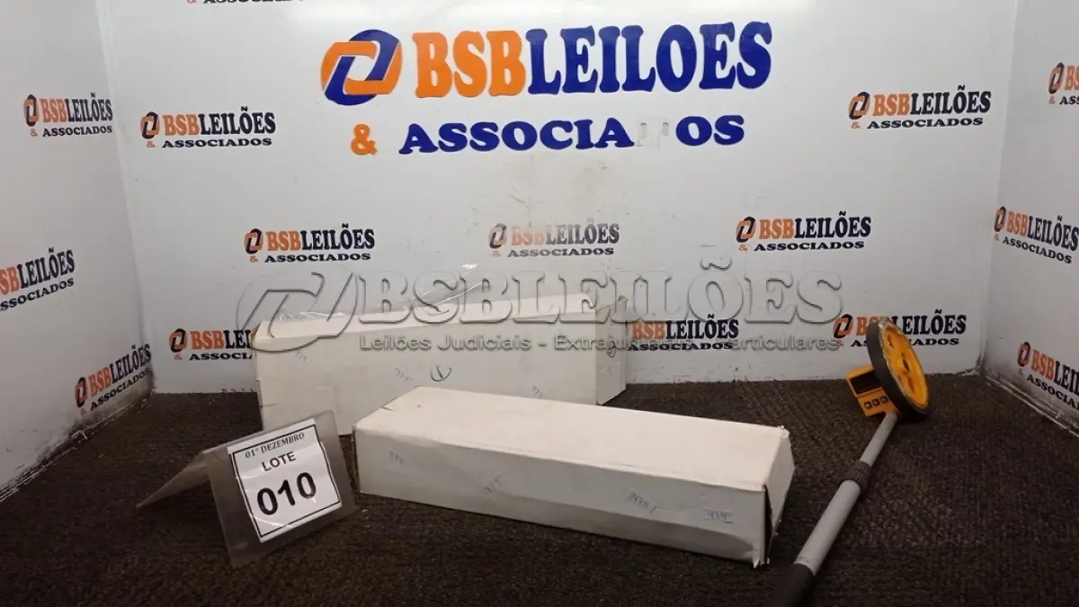 LOTE 010 - 02 TRENAS DE RODA DIGITAL. (NO ESTADO) ATENÇÃO! FAZER A VISITAÇÃO ANTES DE ARREMATAR, NÃO SABEMOS SE FUNCIONA, LEILÃO NÃO TEM GARANTIA E NEM DEVOLUÇÃO, SUJEITO A POSSÍVEIS AVARIAS VISÍVEIS/OCULTAS E/OU AUSÊNCIA DE COMPONENTES.