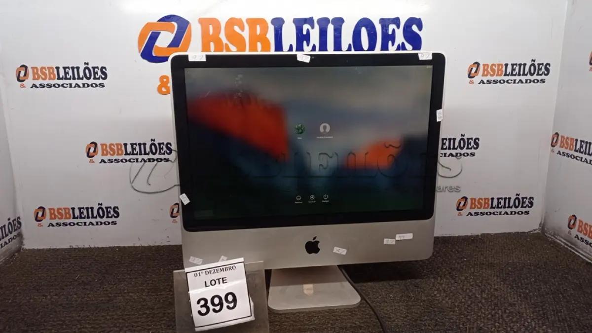 LOTE 399 - 01 IMAC APPLE. (NO ESTADO) ATENÇÃO! FAZER A VISITAÇÃO ANTES DE ARREMATAR, NÃO SABEMOS SE FUNCIONA, LEILÃO NÃO TEM GARANTIA E NEM DEVOLUÇÃO, SUJEITO A POSSÍVEIS AVARIAS VISÍVEIS/OCULTAS E/OU AUSÊNCIA DE COMPONENTES.