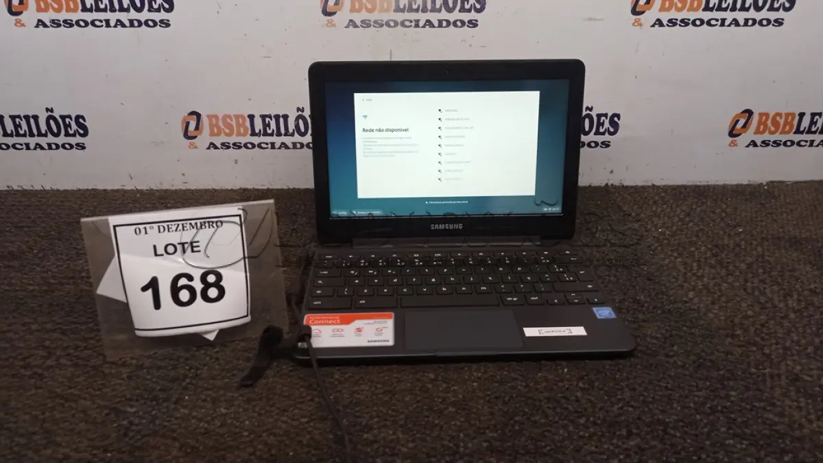 LOTE 168 - 01 NOTEBOOK 16GB TELA 11.6’’. (NO ESTADO) ATENÇÃO! FAZER A VISITAÇÃO ANTES DE ARREMATAR, NÃO SABEMOS SE FUNCIONA, LEILÃO NÃO TEM GARANTIA E NEM DEVOLUÇÃO, SUJEITO A POSSÍVEIS AVARIAS VISÍVEIS/OCULTAS E/OU AUSÊNCIA DE COMPONENTES.