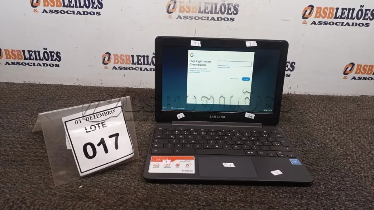 LOTE 017 - 01 NOTEBOOK 16GB TELA 11.6’’. (NO ESTADO) ATENÇÃO! FAZER A VISITAÇÃO ANTES DE ARREMATAR, NÃO SABEMOS SE FUNCIONA, LEILÃO NÃO TEM GARANTIA E NEM DEVOLUÇÃO, SUJEITO A POSSÍVEIS AVARIAS VISÍVEIS/OCULTAS E/OU AUSÊNCIA DE COMPONENTES.