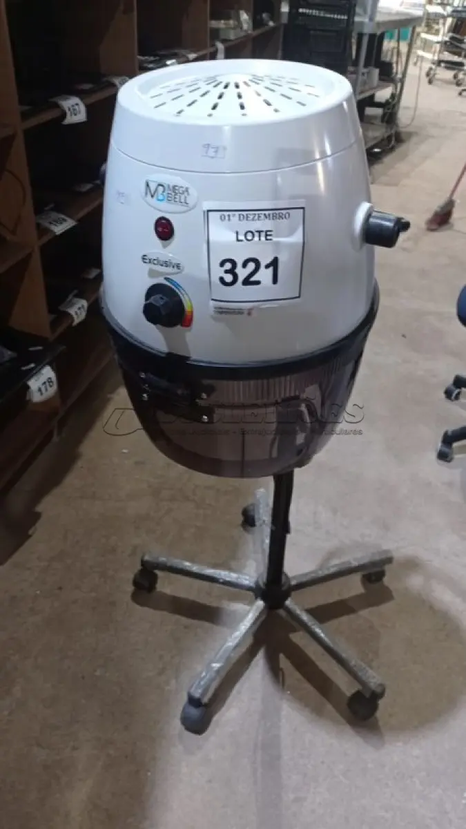 LOTE 321 - 01 SECADOR DE CABELO PROFISSIONAL MARCA MEGABELL. (NO ESTADO) ATENÇÃO! FAZER A VISITAÇÃO ANTES DE ARREMATAR, NÃO SABEMOS SE FUNCIONA, LEILÃO NÃO TEM GARANTIA E NEM DEVOLUÇÃO, SUJEITO A POSSÍVEIS AVARIAS VISÍVEIS/OCULTAS E/OU AUSÊNCIA DE COMPONENTES.