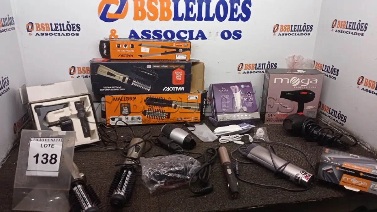 LOTE 138 - 02 ESCOVAS DE CABELO MARCA MALLORY, 01 PRANCHA DE CABELO MARCA MALLORY, 01 DEPILADOR MARCA GAMA, 02 MÁQUINAS DE CORTAR CABELO MARCA MEGA E 03 SECADORES DE CABELO MARCA E MODELOS DIVERSOS 220V. (NO ESTADO) ATENÇÃO! FAZER A VISITAÇÃO ANTES DE ARREMATAR, NÃO SABEMOS SE FUNCIONA, LEILÃO NÃO TEM GARANTIA E NEM DEVOLUÇÃO, SUJEITO A POSSÍVEIS AVARIAS VISÍVEIS/OCULTAS E/OU AUSÊNCIA DE COMPONENTES.