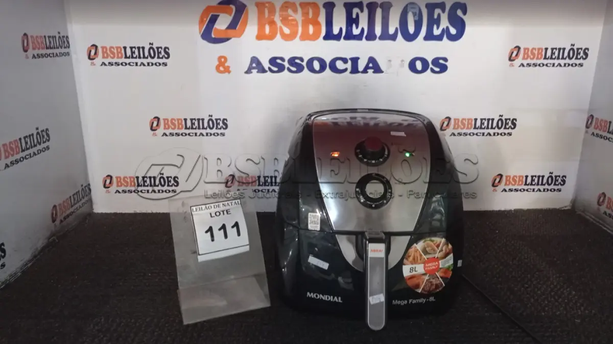 LOTE 111 -  01 AIR FRYER DE 8 LITROS MONDIAL. (NO ESTADO) ATENÇÃO! FAZER A VISITAÇÃO ANTES DE ARREMATAR, NÃO SABEMOS SE FUNCIONA, LEILÃO NÃO TEM GARANTIA E NEM DEVOLUÇÃO, SUJEITO A POSSÍVEIS AVARIAS VISÍVEIS/OCULTAS E/OU AUSÊNCIA DE COMPONENTES.