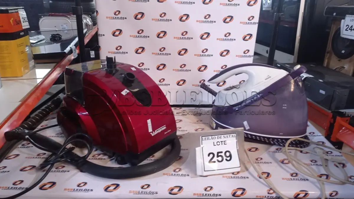 LOTE 259 - 02 VAPORIZADORES DE ROUPA. (NO ESTADO) ATENÇÃO! FAZER A VISITAÇÃO ANTES DE ARREMATAR, NÃO SABEMOS SE FUNCIONA, LEILÃO NÃO TEM GARANTIA E NEM DEVOLUÇÃO, SUJEITO A POSSÍVEIS AVARIAS VISÍVEIS/OCULTAS E/OU AUSÊNCIA DE COMPONENTES.