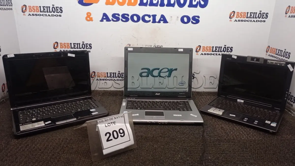 LOTE 209 - 03 NOTEBOOKS DE MARCAS E MODELOS DIVERSOS. (NO ESTADO) ATENÇÃO! FAZER A VISITAÇÃO ANTES DE ARREMATAR, NÃO SABEMOS SE FUNCIONA, LEILÃO NÃO TEM GARANTIA E NEM DEVOLUÇÃO, SUJEITO A POSSÍVEIS AVARIAS VISÍVEIS/OCULTAS E/OU AUSÊNCIA DE COMPONENTES.