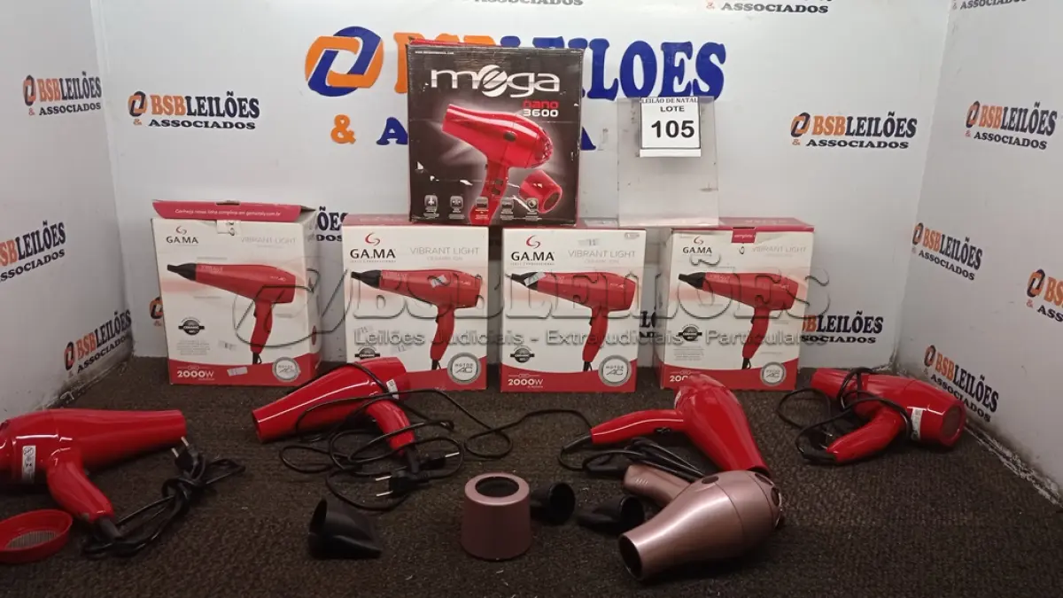 LOTE 105 - 05 SECADORES DE CABELO MODELOS DIVERSOS 220v. (NO ESTADO) ATENÇÃO! FAZER A VISITAÇÃO ANTES DE ARREMATAR, NÃO SABEMOS SE FUNCIONA, LEILÃO NÃO TEM GARANTIA E NEM DEVOLUÇÃO, SUJEITO A POSSÍVEIS AVARIAS VISÍVEIS/OCULTAS E/OU AUSÊNCIA DE COMPONENTES.