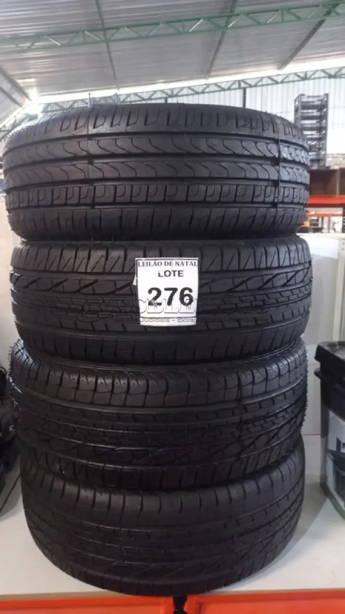 LOTE 276 - 01 PNEU REMOLD MEDIDA 195/55 R16 E 03 PNEUS REMOLD 205/55 R16. (NO ESTADO) ATENÇÃO! FAZER A VISITAÇÃO ANTES DE ARREMATAR, NÃO SABEMOS SE FUNCIONA, LEILÃO NÃO TEM GARANTIA E NEM DEVOLUÇÃO, SUJEITO A POSSÍVEIS AVARIAS VISÍVEIS/OCULTAS E/OU AUSÊNCIA DE COMPONENTES.