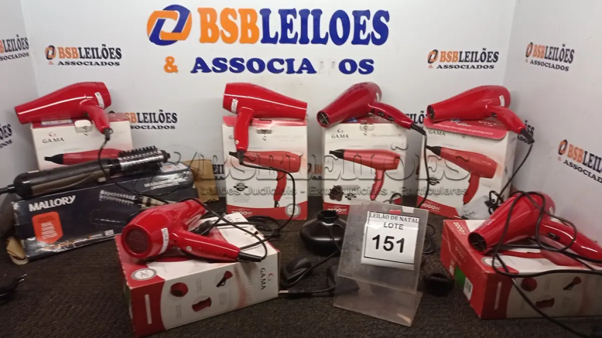 LOTE 151 - 06 SECADORES DE CABELO MARCA GA.MA E 01 ESCOVA DE CABELO MARCA MALLORY 220V. (NO ESTADO) ATENÇÃO! FAZER A VISITAÇÃO ANTES DE ARREMATAR, NÃO SABEMOS SE FUNCIONA, LEILÃO NÃO TEM GARANTIA E NEM DEVOLUÇÃO, SUJEITO A POSSÍVEIS AVARIAS VISÍVEIS/OCULTAS E/OU AUSÊNCIA DE COMPONENTES.