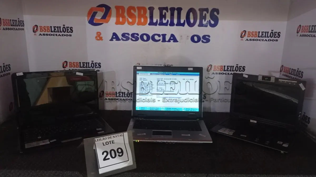 LOTE 209 - 03 NOTEBOOKS DE MARCAS E MODELOS DIVERSOS. (NO ESTADO) ATENÇÃO! FAZER A VISITAÇÃO ANTES DE ARREMATAR, NÃO SABEMOS SE FUNCIONA, LEILÃO NÃO TEM GARANTIA E NEM DEVOLUÇÃO, SUJEITO A POSSÍVEIS AVARIAS VISÍVEIS/OCULTAS E/OU AUSÊNCIA DE COMPONENTES.