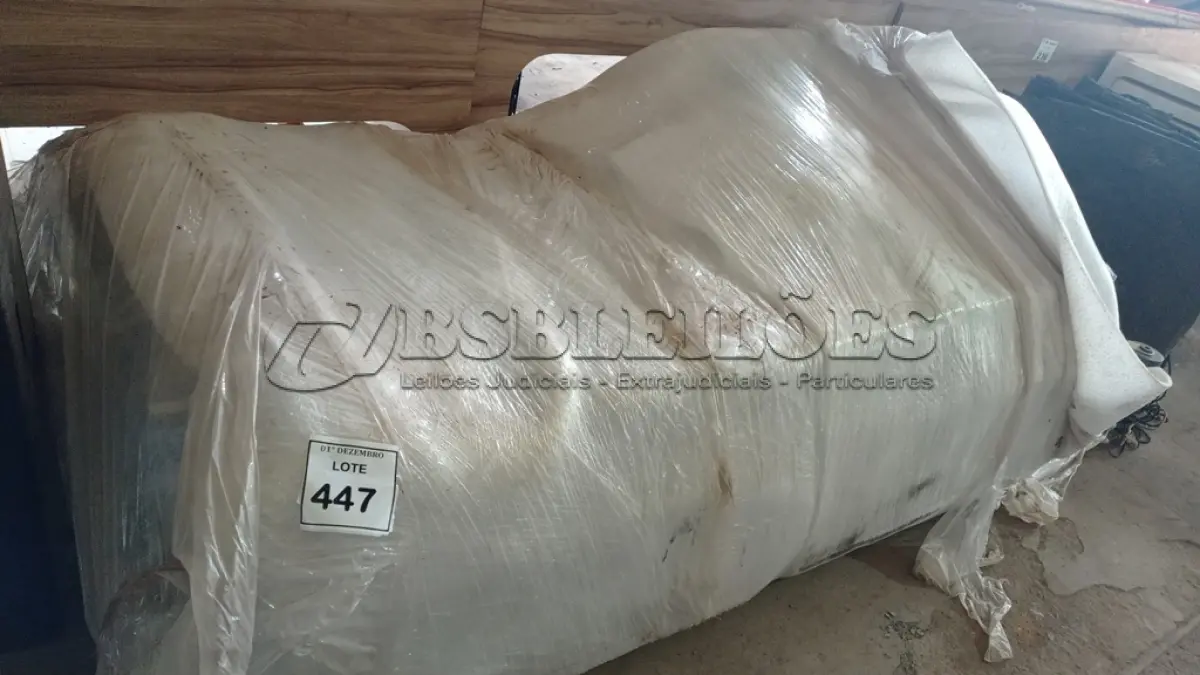 LOTE 447 - 01 CAMA HOSPITALAR (NOVA). (NO ESTADO) ATENÇÃO! FAZER A VISITAÇÃO ANTES DE ARREMATAR, NÃO SABEMOS SE FUNCIONA, LEILÃO NÃO TEM GARANTIA E NEM DEVOLUÇÃO, SUJEITO A POSSÍVEIS AVARIAS VISÍVEIS/OCULTAS E/OU AUSÊNCIA DE COMPONENTES.