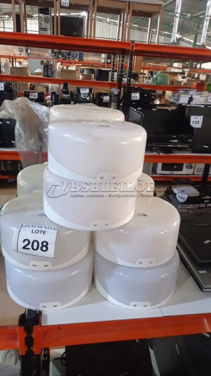 LOTE 208 - 12 DISPENSES DE PAPEL. (NO ESTADO) ATENÇÃO! FAZER A VISITAÇÃO ANTES DE ARREMATAR, NÃO SABEMOS SE FUNCIONA, LEILÃO NÃO TEM GARANTIA E NEM DEVOLUÇÃO, SUJEITO A POSSÍVEIS AVARIAS VISÍVEIS/OCULTAS E/OU AUSÊNCIA DE COMPONENTES.