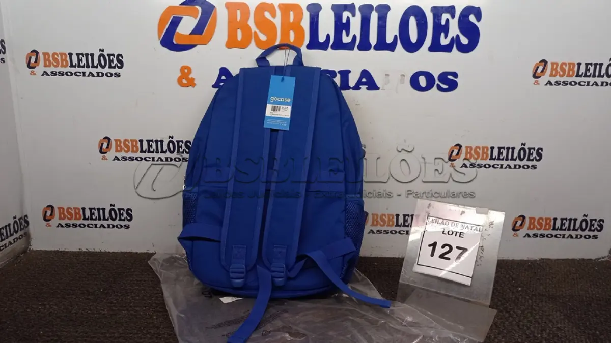 LOTE 127 - 01 MOCHILA MARCA GOCASE NA COR AZUL. (NO ESTADO) ATENÇÃO! FAZER A VISITAÇÃO ANTES DE ARREMATAR, NÃO SABEMOS SE FUNCIONA, LEILÃO NÃO TEM GARANTIA E NEM DEVOLUÇÃO, SUJEITO A POSSÍVEIS AVARIAS VISÍVEIS/OCULTAS E/OU AUSÊNCIA DE COMPONENTES.