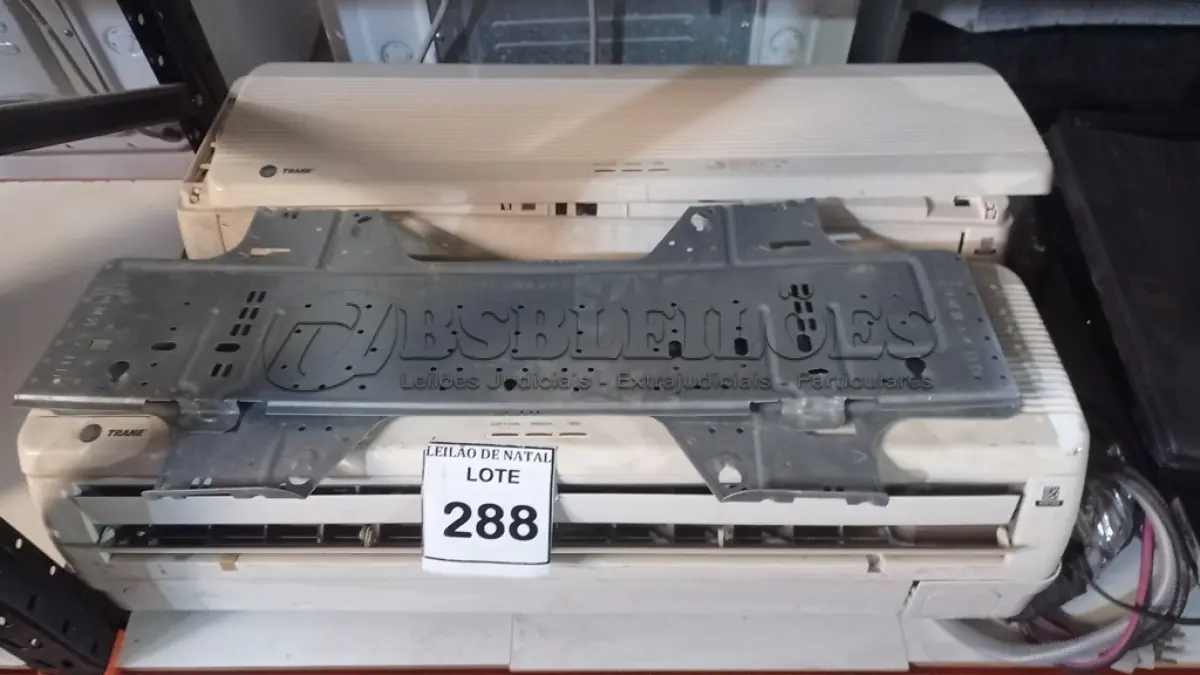 LOTE 288 - 02 EVAPORADORAS 14.600BTUS MARCA TRANE. (NO ESTADO) ATENÇÃO! FAZER A VISITAÇÃO ANTES DE ARREMATAR, NÃO SABEMOS SE FUNCIONA, LEILÃO NÃO TEM GARANTIA E NEM DEVOLUÇÃO, SUJEITO A POSSÍVEIS AVARIAS VISÍVEIS/OCULTAS E/OU AUSÊNCIA DE COMPONENTES.