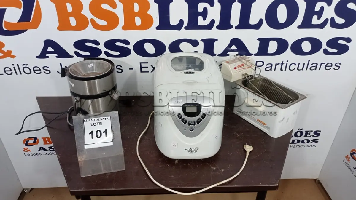 LOTE 101 - 01 FRITADEIRA ELÉTRICA, 01 PROCESSADOR DE ALIMENTOS E 01 MÁQUINA DE PÃO MULTI PANE. (NO ESTADO) ATENÇÃO! FAZER A VISITAÇÃO ANTES DE ARREMATAR, NÃO SABEMOS SE FUNCIONA, LEILÃO NÃO TEM GARANTIA E NEM DEVOLUÇÃO, SUJEITO A POSSÍVEIS AVARIAS VISÍVEIS/OCULTAS E/OU AUSÊNCIA DE COMPONENTES.