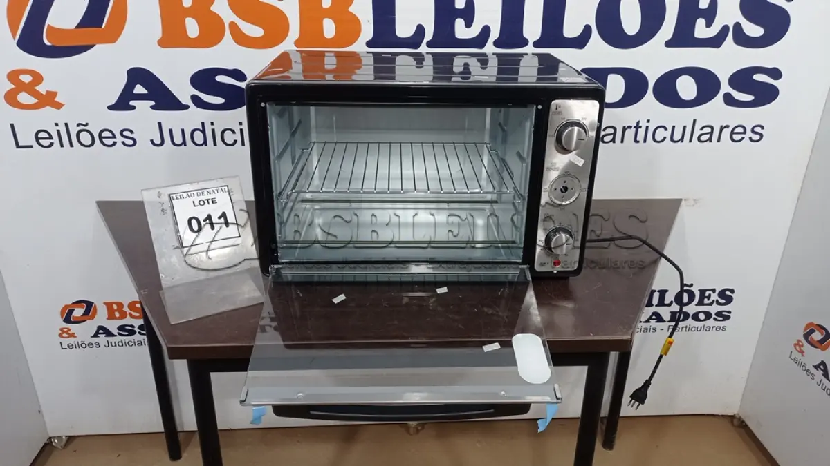 LOTE 011 - 01 FORNO ELÉTRICO 52L MARCA MONDIAL. (NO ESTADO) ATENÇÃO! FAZER A VISITAÇÃO ANTES DE ARREMATAR, NÃO SABEMOS SE FUNCIONA, LEILÃO NÃO TEM GARANTIA E NEM DEVOLUÇÃO, SUJEITO A POSSÍVEIS AVARIAS VISÍVEIS/OCULTAS E/OU AUSÊNCIA DE COMPONENTES.