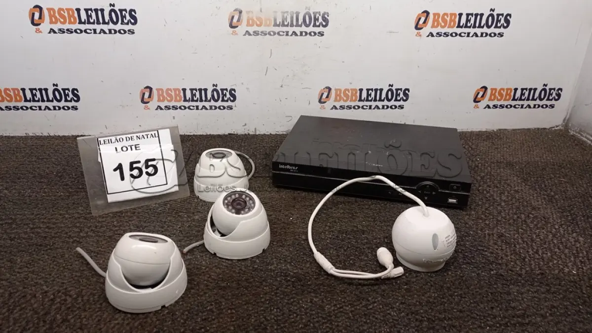 LOTE 155 - 01 DVR MARCA INTELBRAS MODELO VD 3016 E 04CAMERAS DE MONITORAMENTO. (NO ESTADO) ATENÇÃO! FAZER A VISITAÇÃO ANTES DE ARREMATAR, NÃO SABEMOS SE FUNCIONA, LEILÃO NÃO TEM GARANTIA E NEM DEVOLUÇÃO, SUJEITO A POSSÍVEIS AVARIAS VISÍVEIS/OCULTAS E/OU AUSÊNCIA DE COMPONENTES.