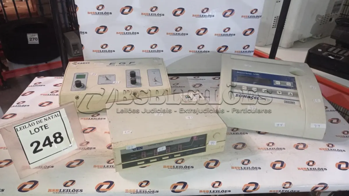 LOTE 248 - 01 APARELHO DE TERAPIA ULTRASSOM, 01 SWITCH KVM ATEM MASTER VIEW E 01 EQUIPAMENTO ESTIMULADOR GALVÂNICO E FARÁDICO EGF MARCA CARCI. (NO ESTADO) ATENÇÃO! FAZER A VISITAÇÃO ANTES DE ARREMATAR, NÃO SABEMOS SE FUNCIONA, LEILÃO NÃO TEM GARANTIA E NEM DEVOLUÇÃO, SUJEITO A POSSÍVEIS AVARIAS VISÍVEIS/OCULTAS E/OU AUSÊNCIA DE COMPONENTES.