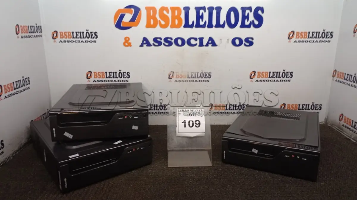 LOTE 109 - 03 GABINETES PARA COMPUTADOR. (NO ESTADO) ATENÇÃO! FAZER A VISITAÇÃO ANTES DE ARREMATAR, NÃO SABEMOS SE FUNCIONA, LEILÃO NÃO TEM GARANTIA E NEM DEVOLUÇÃO, SUJEITO A POSSÍVEIS AVARIAS VISÍVEIS/OCULTAS E/OU AUSÊNCIA DE COMPONENTES.