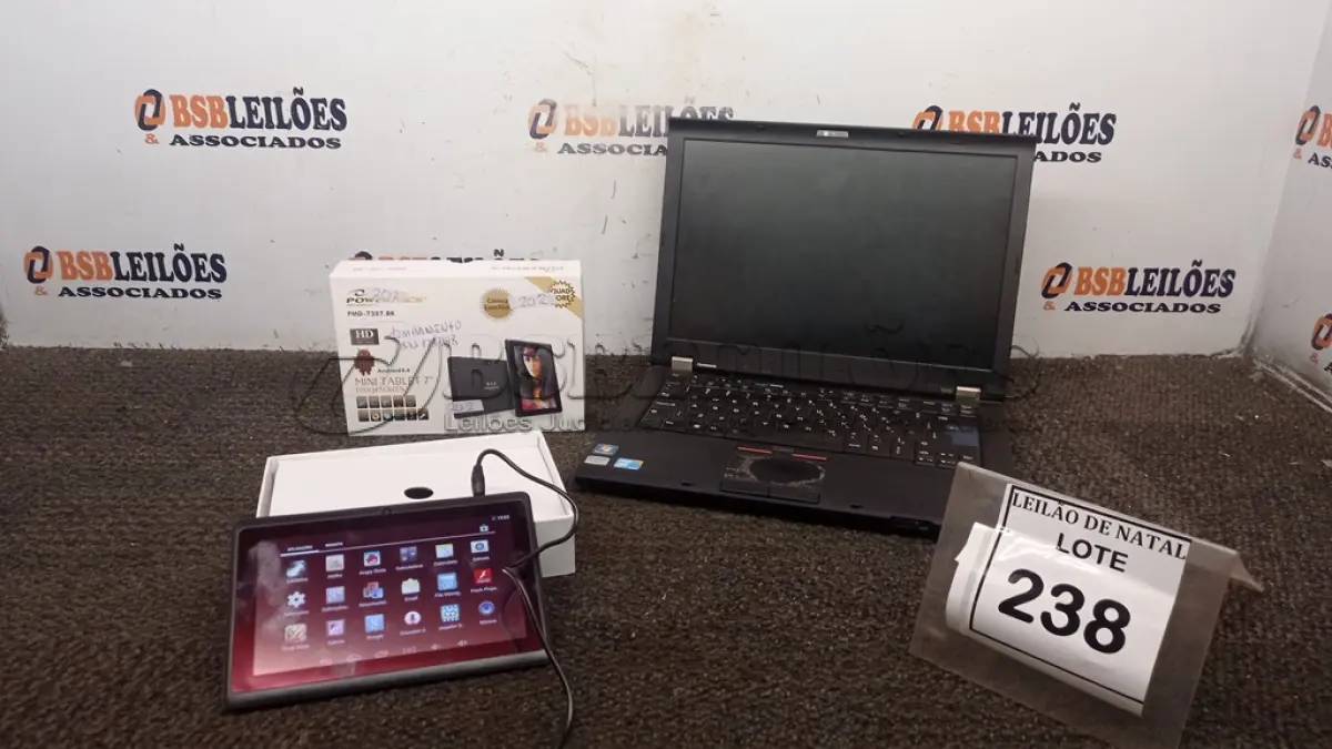 LOTE 238 - 01 TABLET MARCA POWERPACK E 01 NOTEBOOK SÉRIE THINKPAD MARCA LENOVO. (NO ESTADO) ATENÇÃO! FAZER A VISITAÇÃO ANTES DE ARREMATAR, NÃO SABEMOS SE FUNCIONA, LEILÃO NÃO TEM GARANTIA E NEM DEVOLUÇÃO, SUJEITO A POSSÍVEIS AVARIAS VISÍVEIS/OCULTAS E/OU AUSÊNCIA DE COMPONENTES.