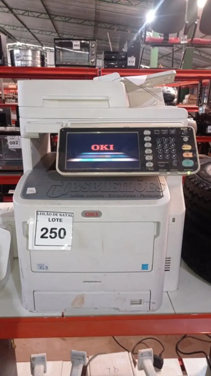 LOTE 250 - 01 IMPRESSORA MULTIFUNCIONAL MODELO MPS5502MB MARCA OKI. (NO ESTADO) ATENÇÃO! FAZER A VISITAÇÃO ANTES DE ARREMATAR, NÃO SABEMOS SE FUNCIONA, LEILÃO NÃO TEM GARANTIA E NEM DEVOLUÇÃO, SUJEITO A POSSÍVEIS AVARIAS VISÍVEIS/OCULTAS E/OU AUSÊNCIA DE COMPONENTES.