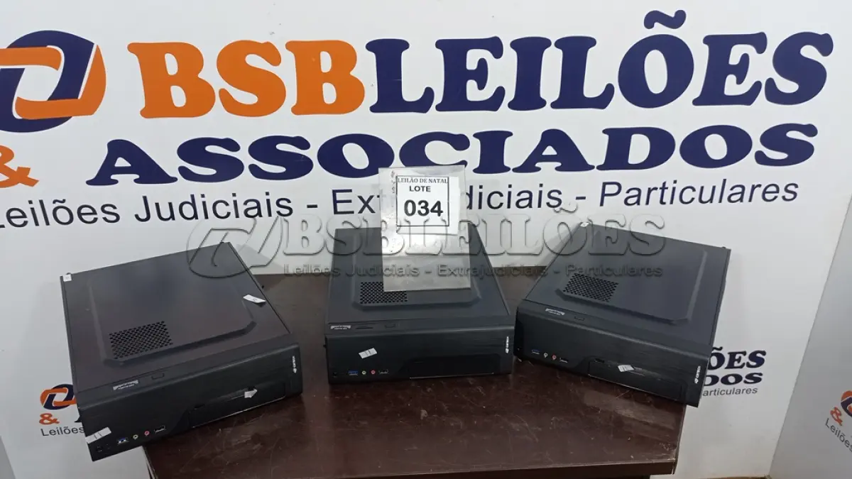 LOTE 034 - 03 GABINETES VAZIOS. (NO ESTADO) ATENÇÃO! FAZER A VISITAÇÃO ANTES DE ARREMATAR, NÃO SABEMOS SE FUNCIONA, LEILÃO NÃO TEM GARANTIA E NEM DEVOLUÇÃO, SUJEITO A POSSÍVEIS AVARIAS VISÍVEIS/OCULTAS E/OU AUSÊNCIA DE COMPONENTES.