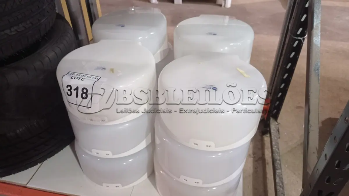 LOTE 318 - 12 DISPENSES DE PAPEL. (NO ESTADO) ATENÇÃO! FAZER A VISITAÇÃO ANTES DE ARREMATAR, NÃO SABEMOS SE FUNCIONA, LEILÃO NÃO TEM GARANTIA E NEM DEVOLUÇÃO, SUJEITO A POSSÍVEIS AVARIAS VISÍVEIS/OCULTAS E/OU AUSÊNCIA DE COMPONENTES.