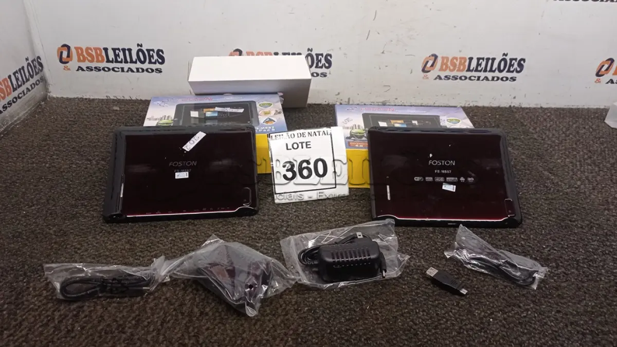 LOTE 360 - 02 TABLETS MARCA FOSOTN COM CARREGADOR. (NO ESTADO) ATENÇÃO! FAZER A VISITAÇÃO ANTES DE ARREMATAR, NÃO SABEMOS SE FUNCIONA, LEILÃO NÃO TEM GARANTIA E NEM DEVOLUÇÃO, SUJEITO A POSSÍVEIS AVARIAS VISÍVEIS/OCULTAS E/OU AUSÊNCIA DE COMPONENTES.