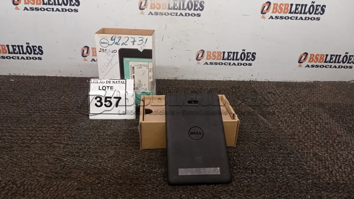 LOTE 357 - 01 TABLET MARCA DELL. (NO ESTADO) ATENÇÃO! FAZER A VISITAÇÃO ANTES DE ARREMATAR, NÃO SABEMOS SE FUNCIONA, LEILÃO NÃO TEM GARANTIA E NEM DEVOLUÇÃO, SUJEITO A POSSÍVEIS AVARIAS VISÍVEIS/OCULTAS E/OU AUSÊNCIA DE COMPONENTES.