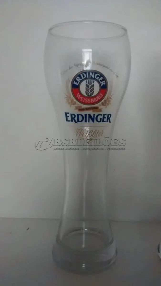 LOTE 012 - 03 COPOS\TAÇA DE CERVEJA ALEMÃ ERDINGER. (NO ESTADO) ATENÇÃO! FAZER A VISITAÇÃO ANTES DE ARREMATAR, NÃO SABEMOS SE FUNCIONA, LEILÃO NÃO TEM GARANTIA E NEM DEVOLUÇÃO, SUJEITO A POSSÍVEIS AVARIAS VISÍVEIS/OCULTAS E/OU AUSÊNCIA DE COMPONENTES.